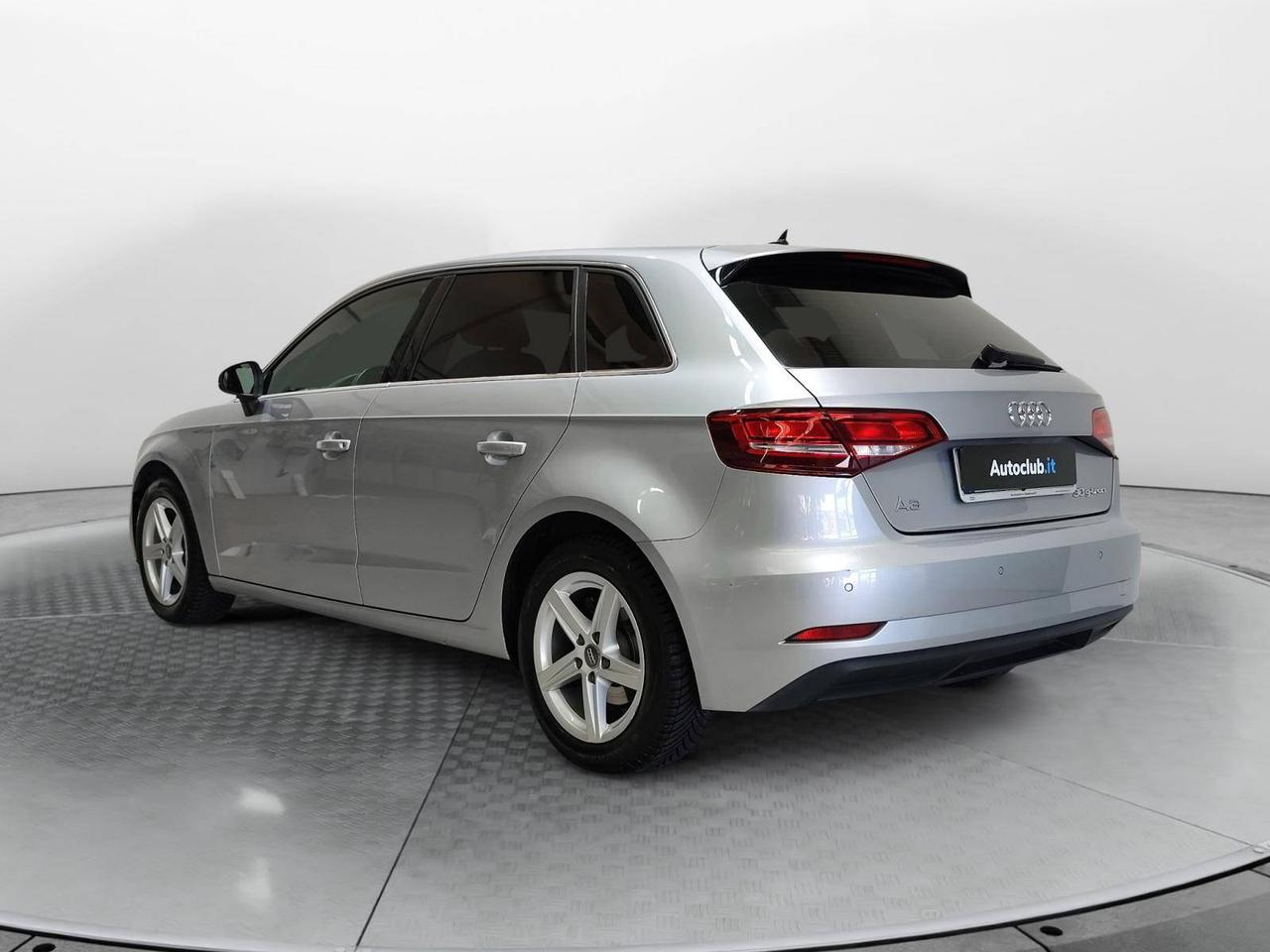 Audi A3 Sportback 30 1.5 g-tron Business 131cv