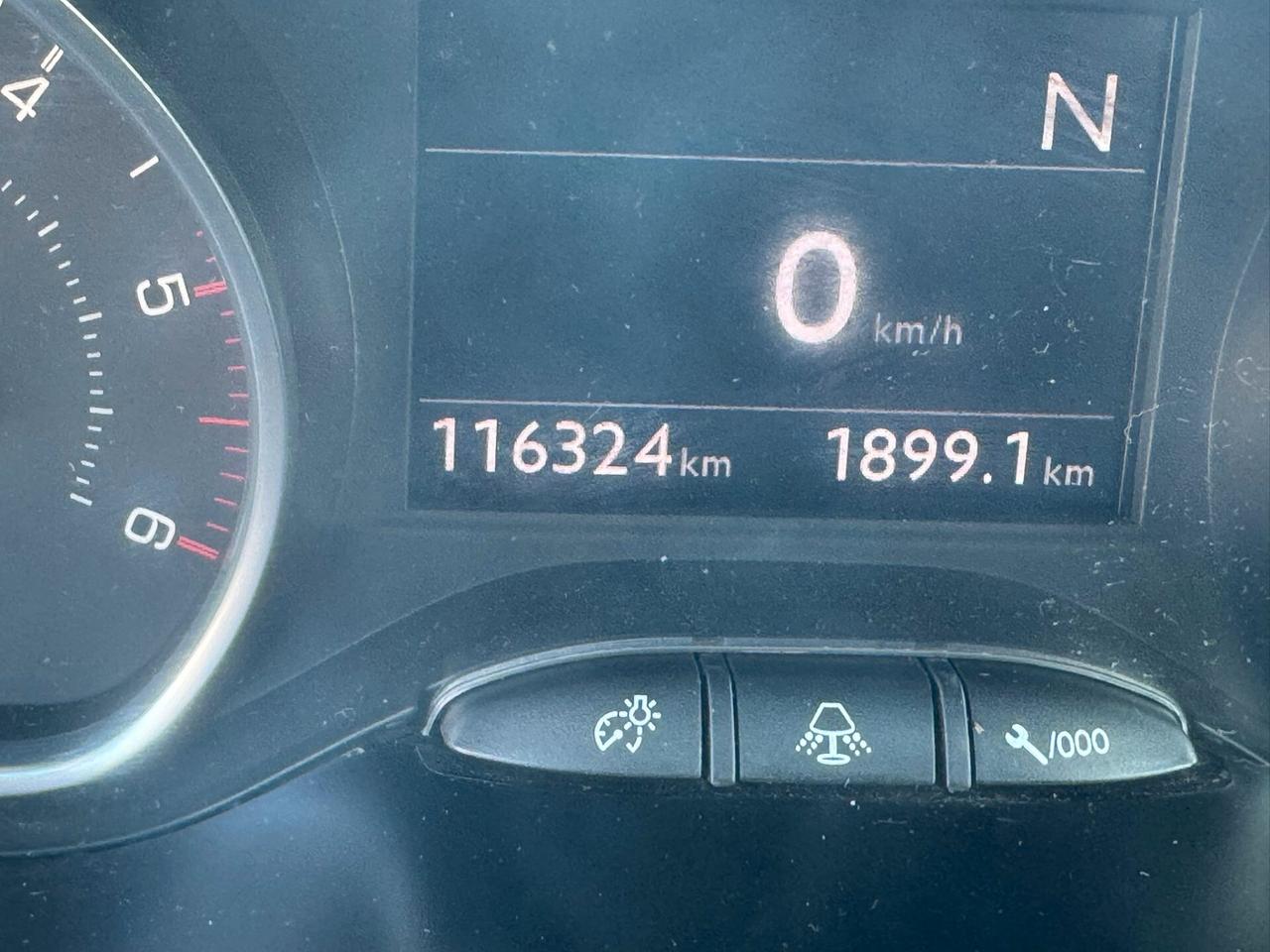 Peugeot 208 1.4 hdi 5 porte AUTOMATICA KM 116.000