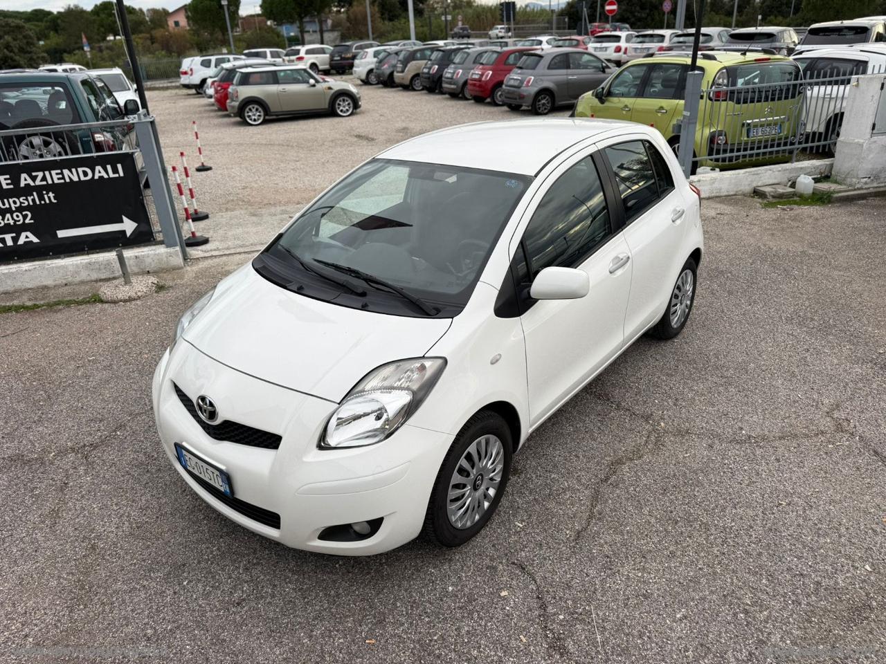 TOYOTA Yaris 1.0 5p. Sol GPL
