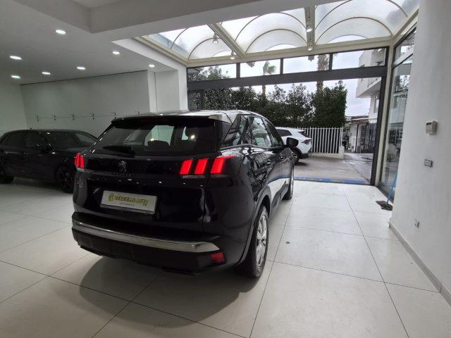 PEUGEOT 3008 BlueHDi 130 S&S Crossway
