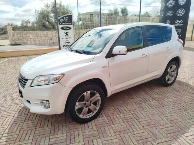 Toyota RAV 4 RAV4 Crossover 2.2 D-Cat 177 CV Executive