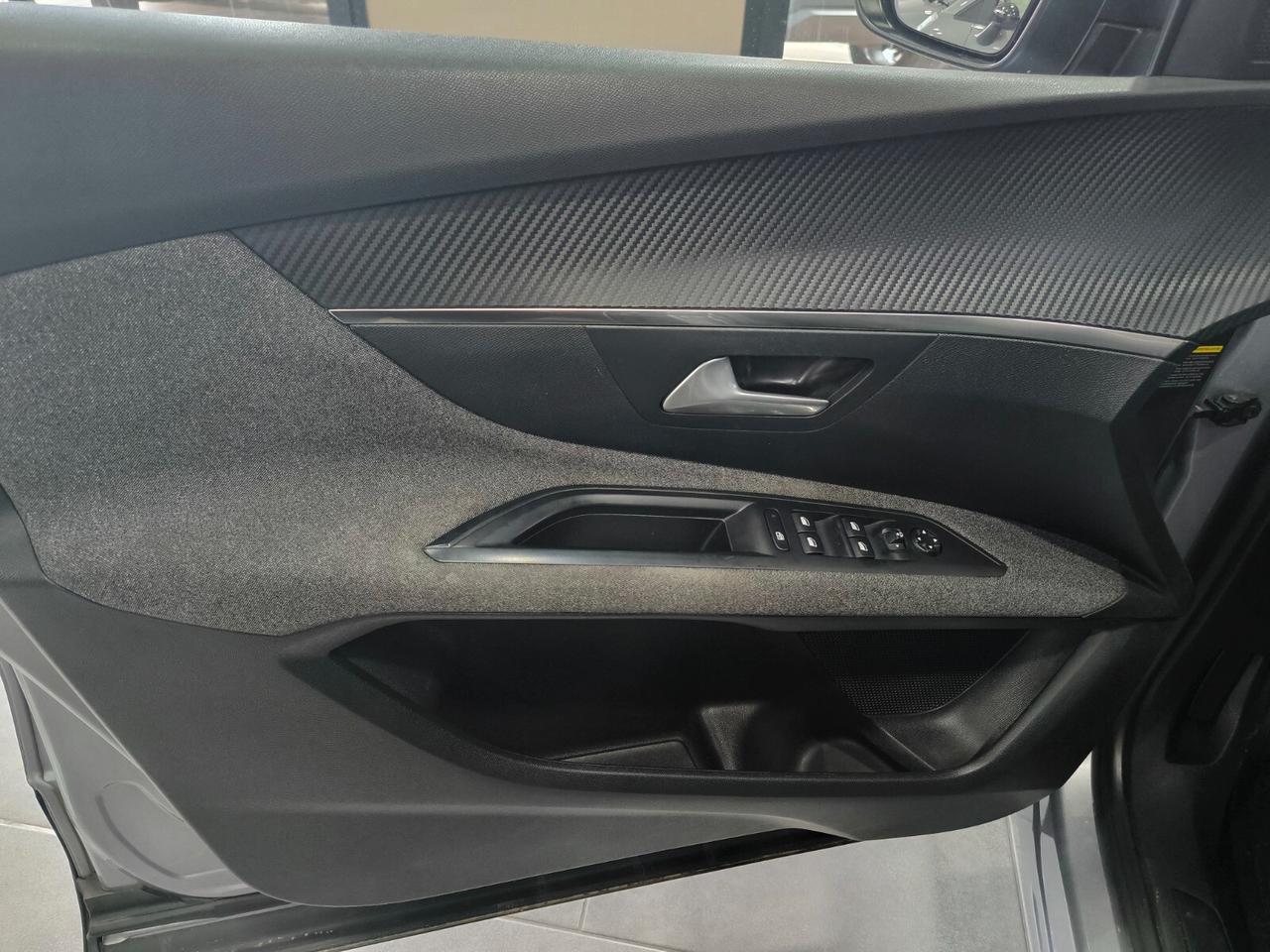 Peugeot 3008 BlueHDi 130 S&S EAT8 Business