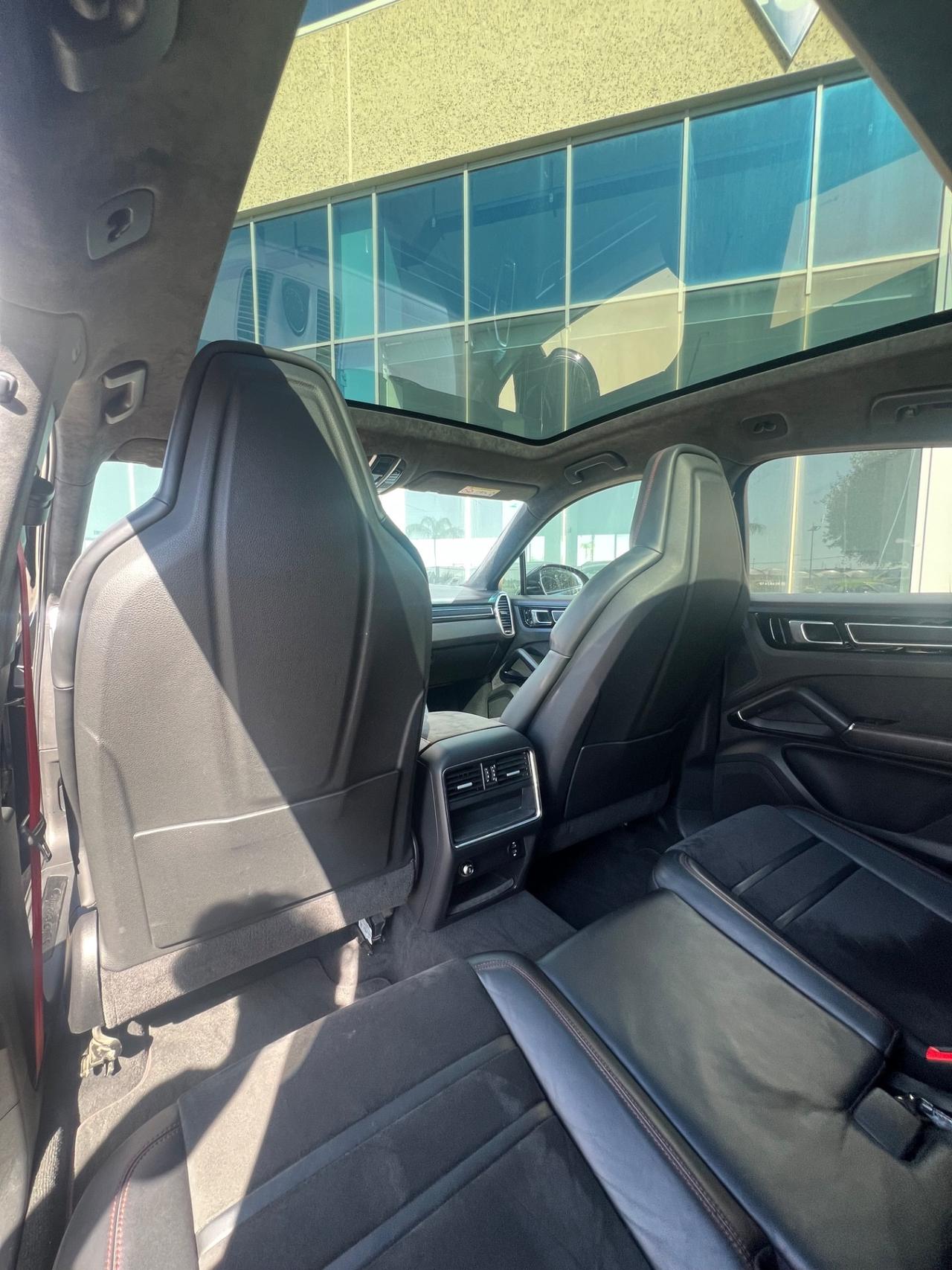 Porsche Cayenne Coupé 4.0 GTS - ANTICIPO €18.000 noleggio no scoring