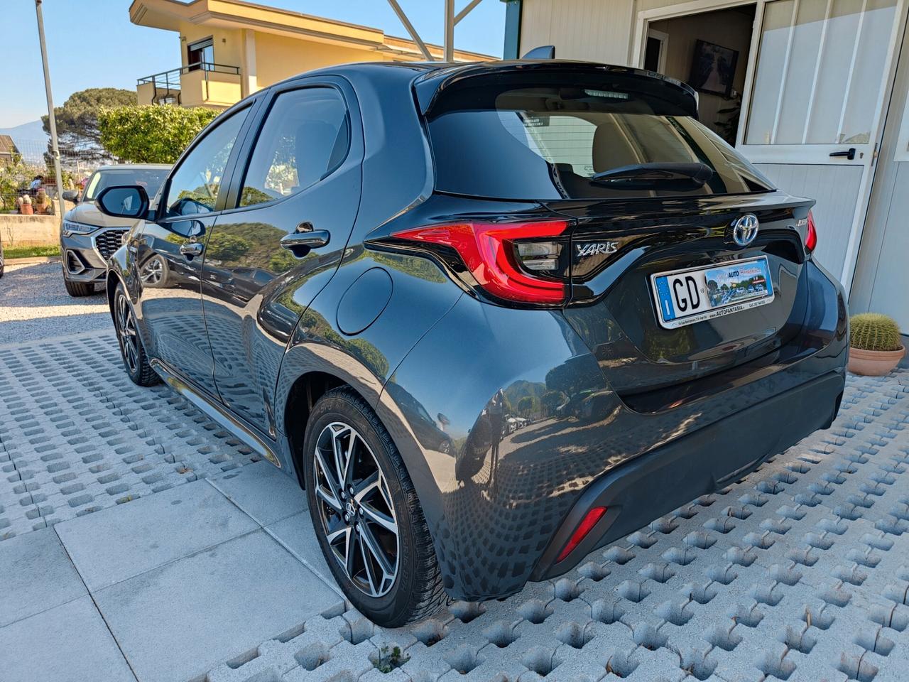 Toyota Yaris 1.5 Hybrid 5 porte Lounge
