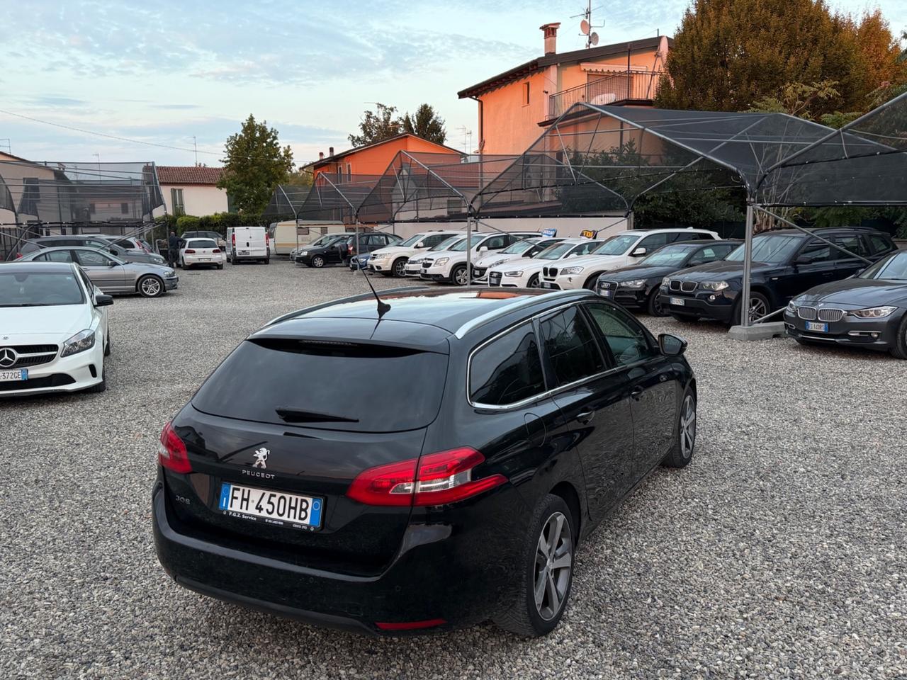 Peugeot 308 BlueHDi 120 S&S EAT6 SW Allure