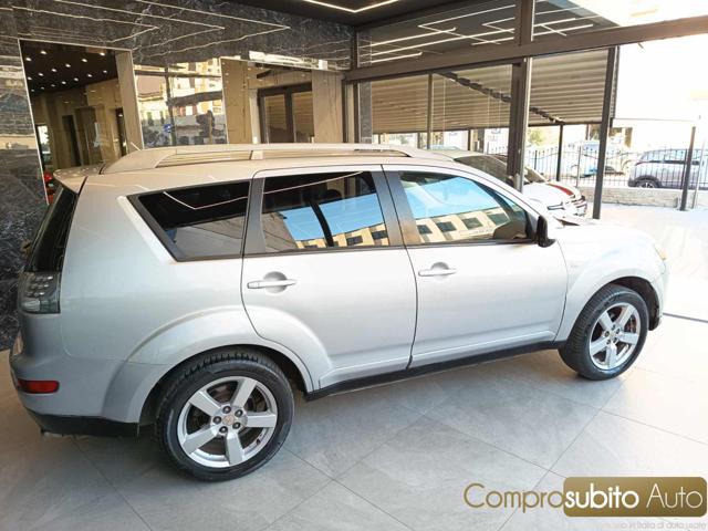 MITSUBISHI Outlander 2.0 DI-D Invite DPF