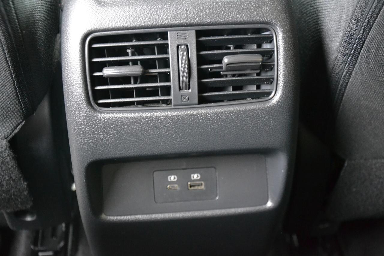 Nissan Qashqai 1.3 MHEV 158CV N-CONNECTA AUTOM. PREZZO SENZA VINCOLI UNIPRO FATTURABILE GARANZIA 12 MESI