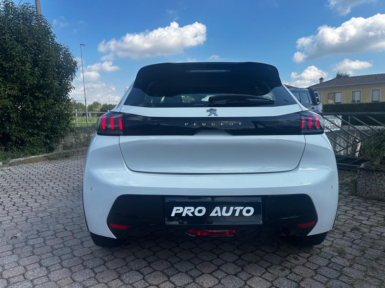 Peugeot 208 PureTech 100 Stop&Start EAT8 5 porte GT Pack