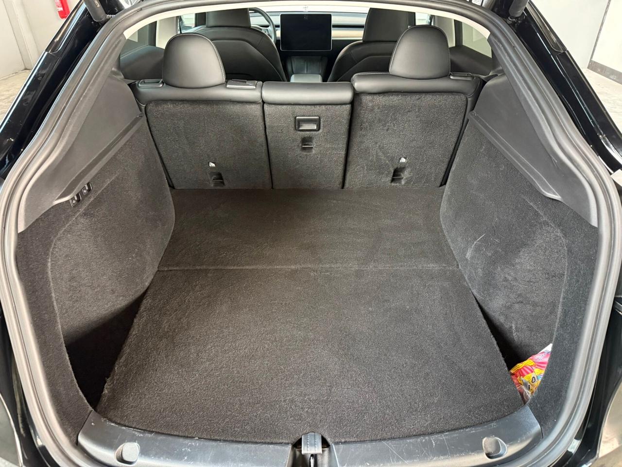 Tesla Model Y Performance AWD