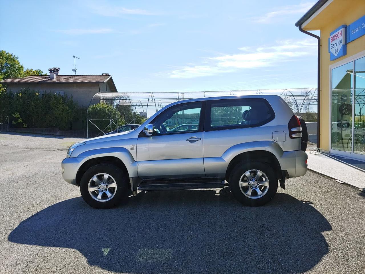 Toyota Land Cruiser 3.0 D-4D 16V cat 3 porte aut. Executive