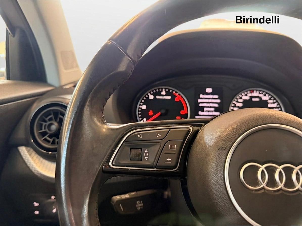 AUDI Q2 1.6 TDI S tronic Business