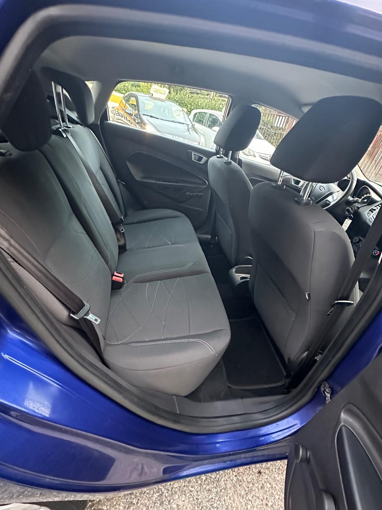 Ford Fiesta 1.2 60CV 5 porte Titanium