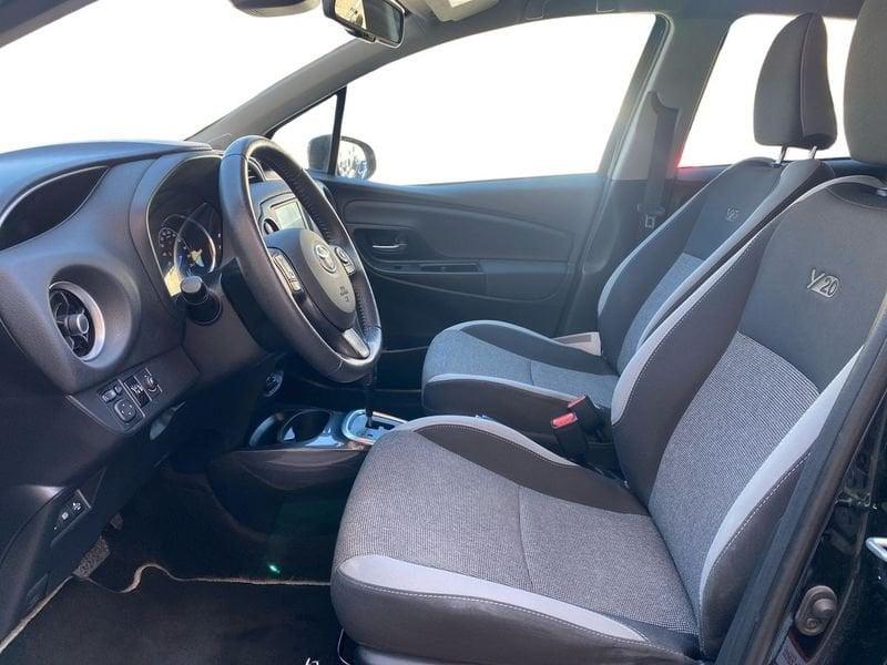 Toyota Yaris 5p 1.5h Lounge Blue
