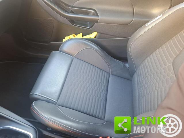 FORD Fiesta 1.6 200CV 3 porte ST 200