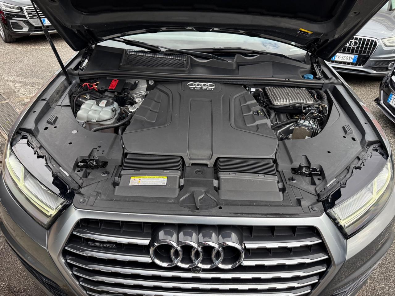 Q7 3.0 TDI 218 CV-7 posti -unipro-iva esp-s-line -