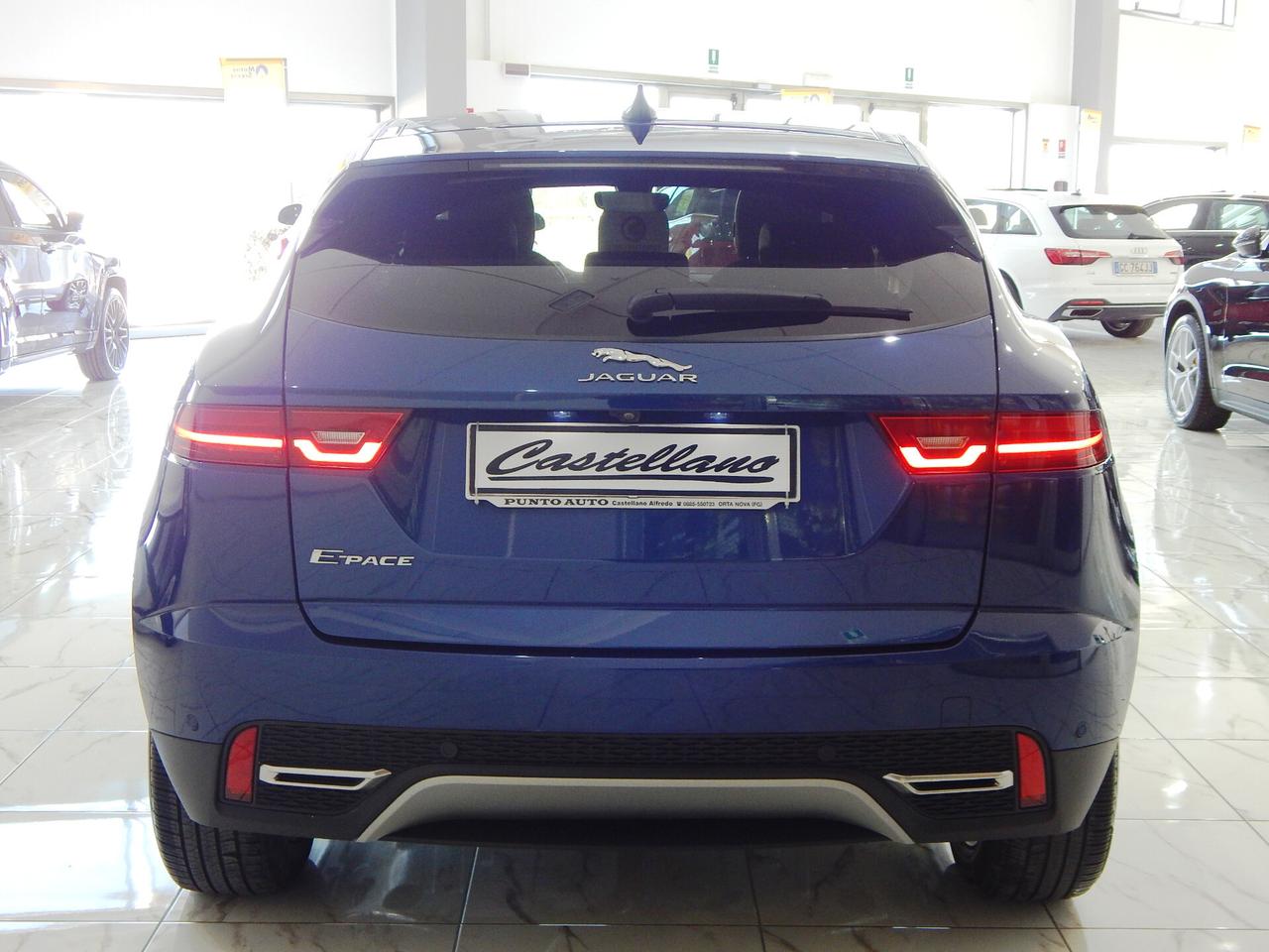 Jaguar E-Pace 2.0d i4 mhev S AWD 163cv Aut. TETTO-NAVI-PELLE-LED
