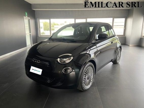 FIAT 500 Icon 3+1 42 kWh