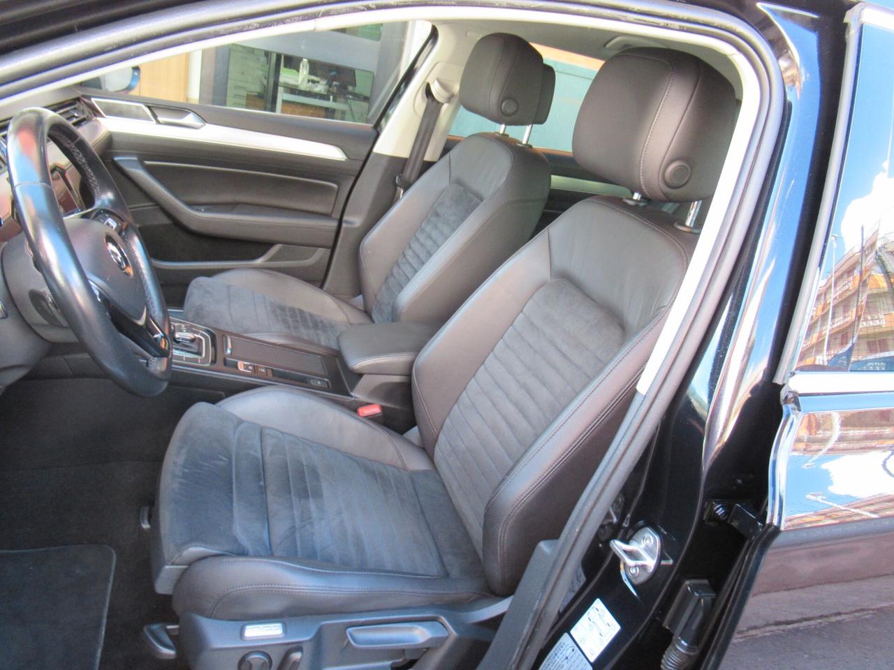 Volkswagen Passat Variant 2.0 TDI DSG Executive BlueMotion Tech.