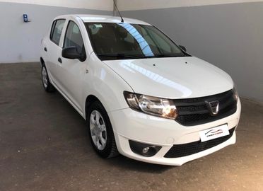 DACIA SANDERO 1.2 GPL-GARANZIA 12 MESI