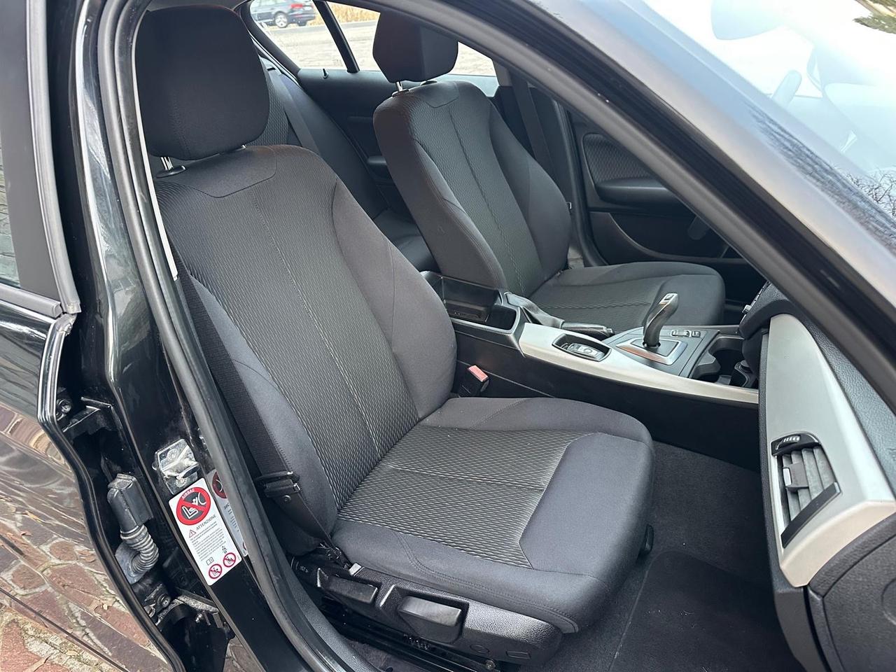 Bmw 116 116d 5p. Sport neopatentato