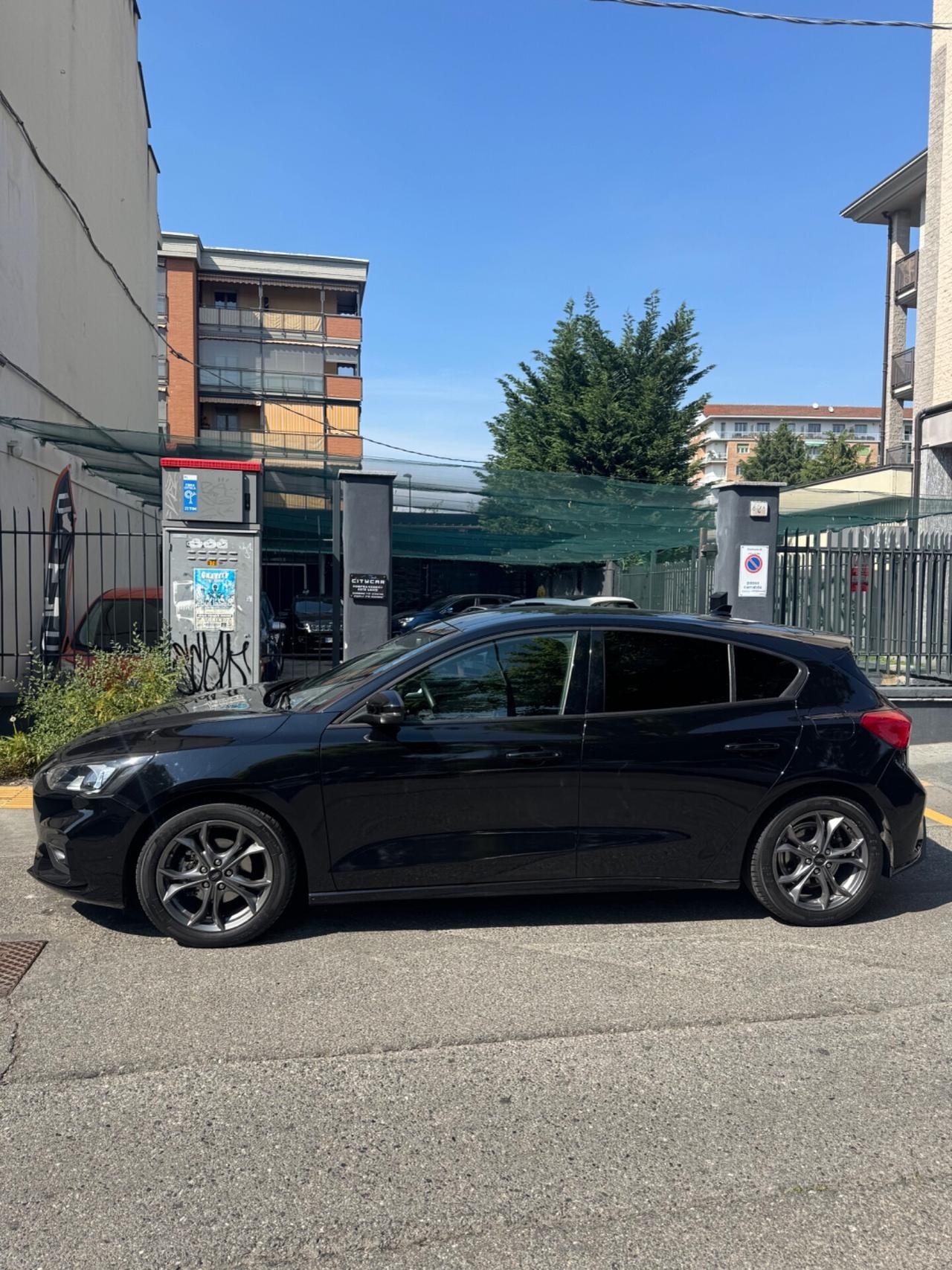 Ford Focus ST-Line EcoBoost Hybrid 1.0 125 cv