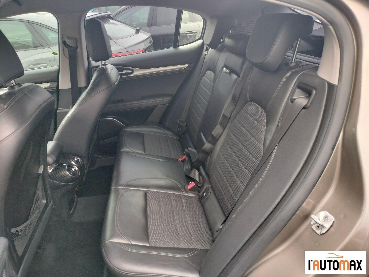 ALFA ROMEO - Stelvio - 2.2 T.diesel 180CV AT8 RWD Bus.