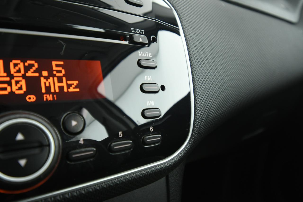 FIAT Punto 5p 1.4 natural power Easy 70cv NEOPATENTATI+C15"