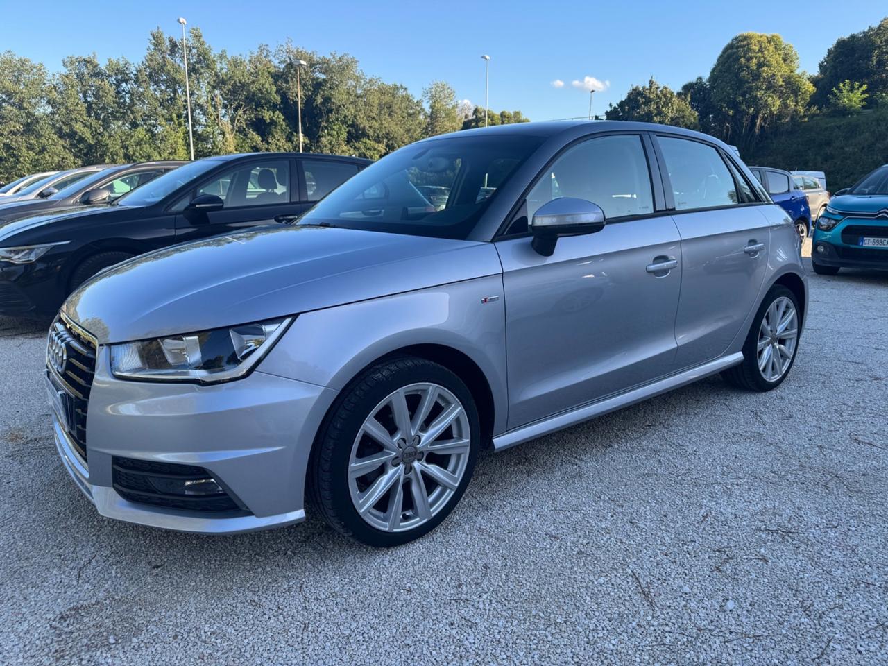 Audi A1 Sportback 1.4 TDI 90Cv S-Line Exterior