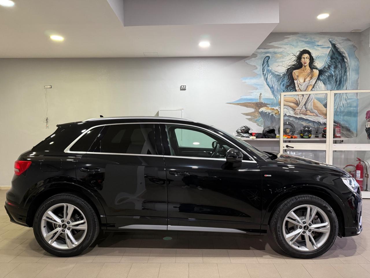 Audi Q3 40 TDI quattro S tronic S line edition