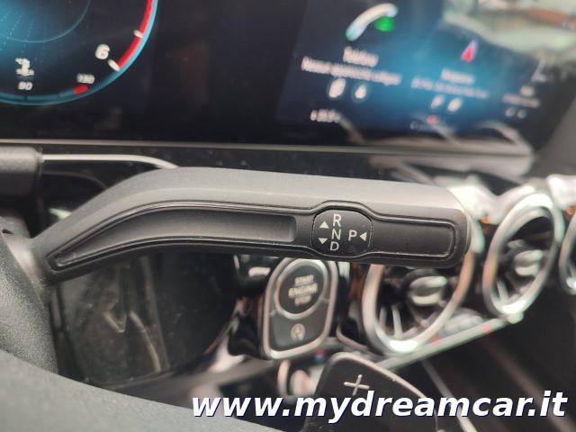 MERCEDES-BENZ B 180 d 116CV Automatic Sport