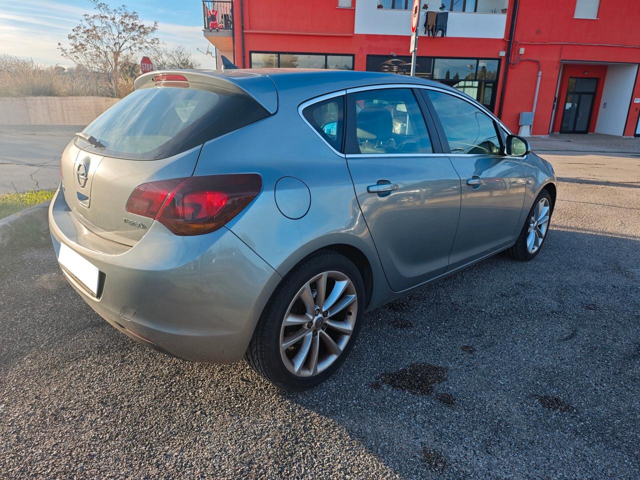 Opel Astra 1.4 Turbo 5 porte Cosmo