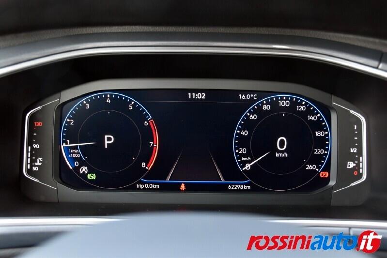 VOLKSWAGEN T-ROC 1.5 TSI 150 CV DSG STYLE + MATRIX LED R18 I.Q