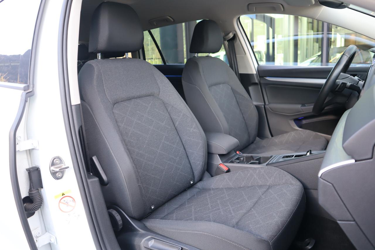 Volkswagen Golf Variant 2.0 TDI DSG LIFE Variant ACC LED