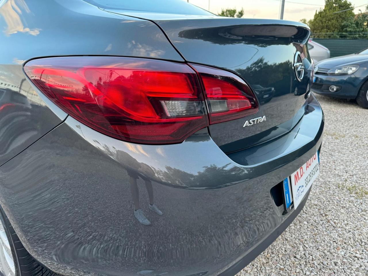 Opel Astra 1.7 CDTI 130CV 2014 GARANZIA
