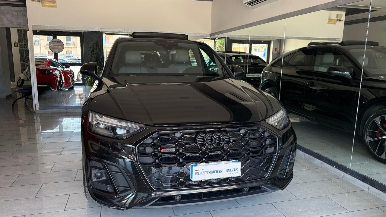 AUDI SQ5 SPORTBACK TETTO IDENTITY BLACK