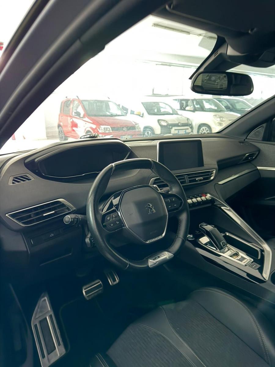 PEUGEOT - 5008 - BlueHDi 130 EAT8 S&S GT Line