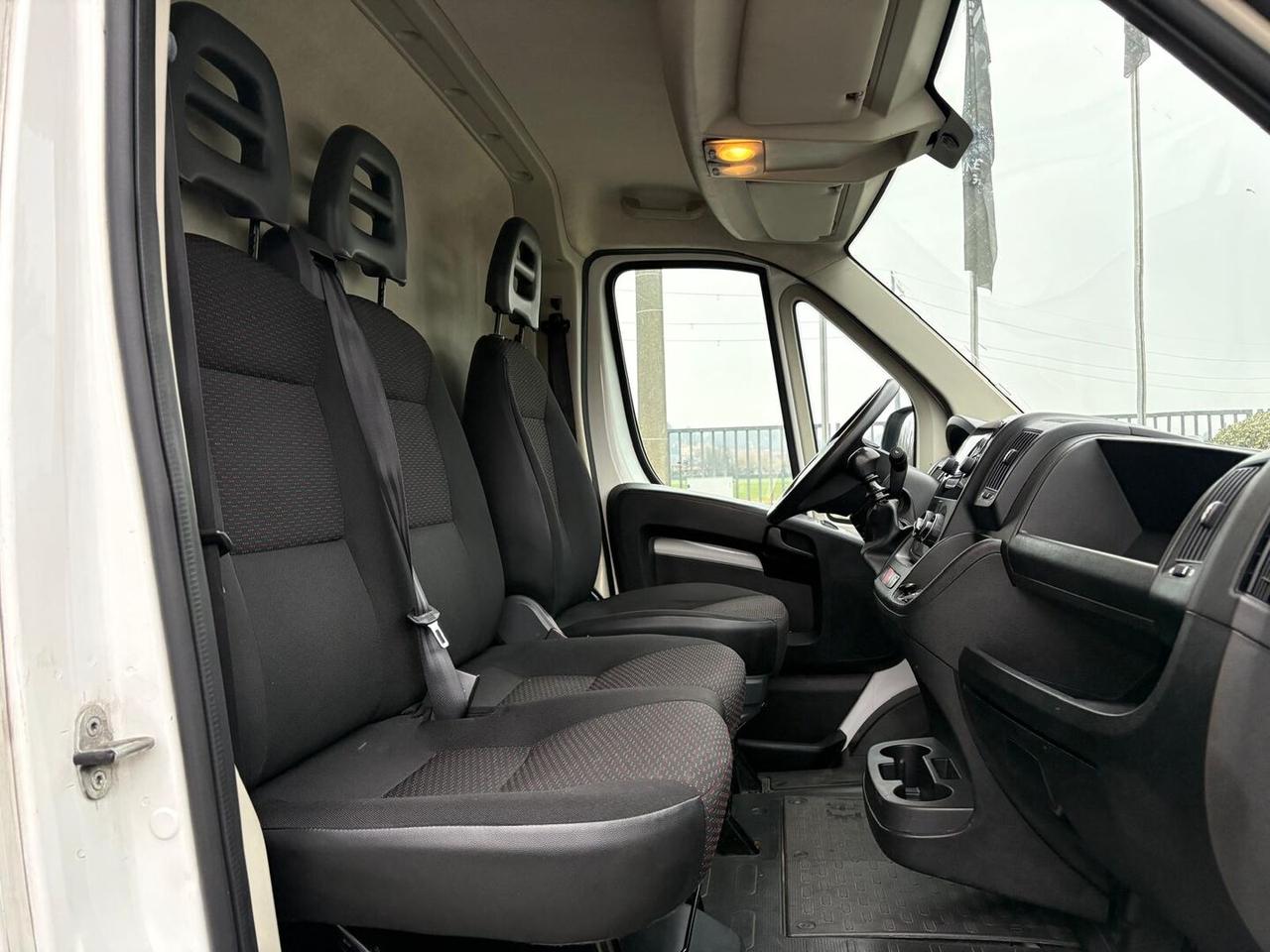 Peugeot Boxer III (II 2011) 335 2.2 bluehdi 140cv S&S L3H2