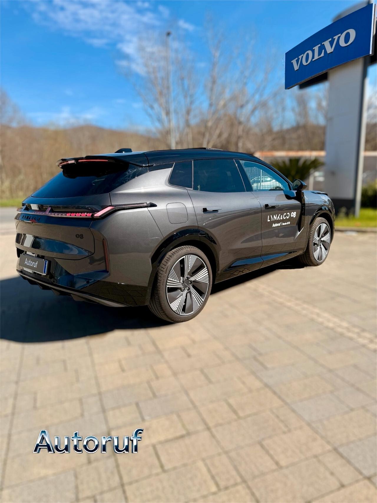 Lynk&co 08 - 1.5 Plug in Hybrid 345 CV