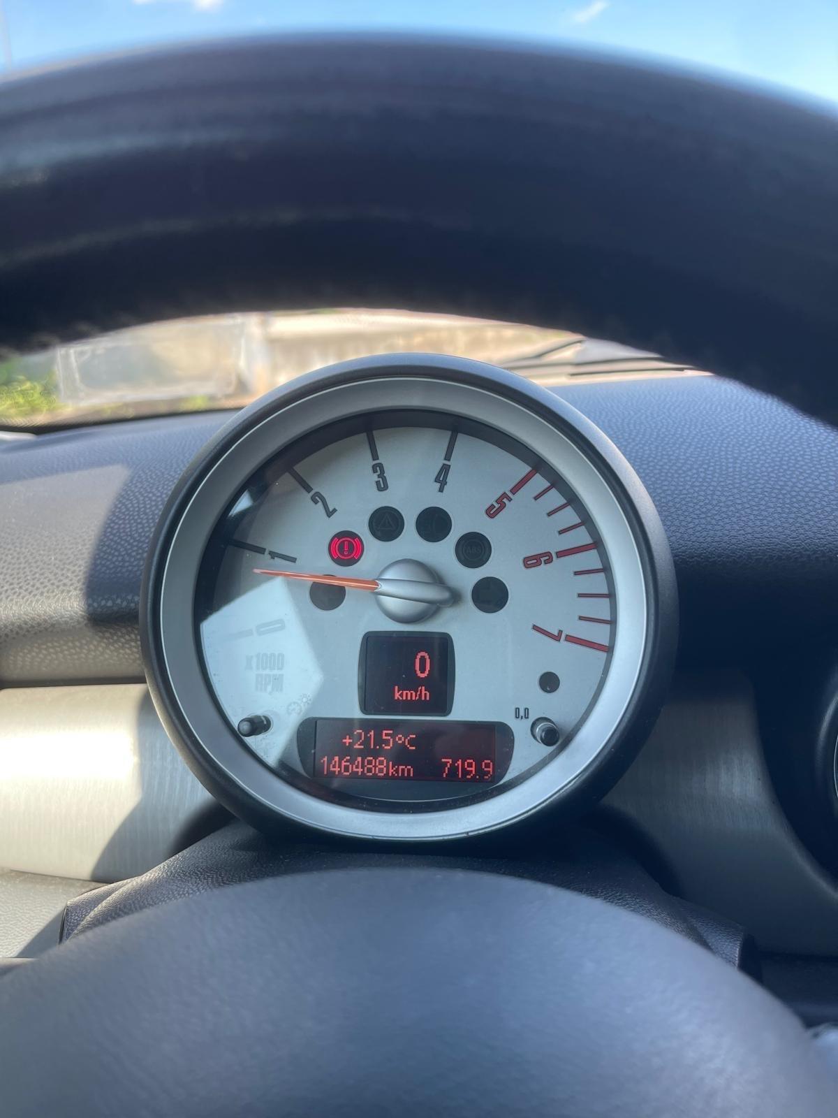 Mini Cooper D Clubman 1.6 16V 146000 KM