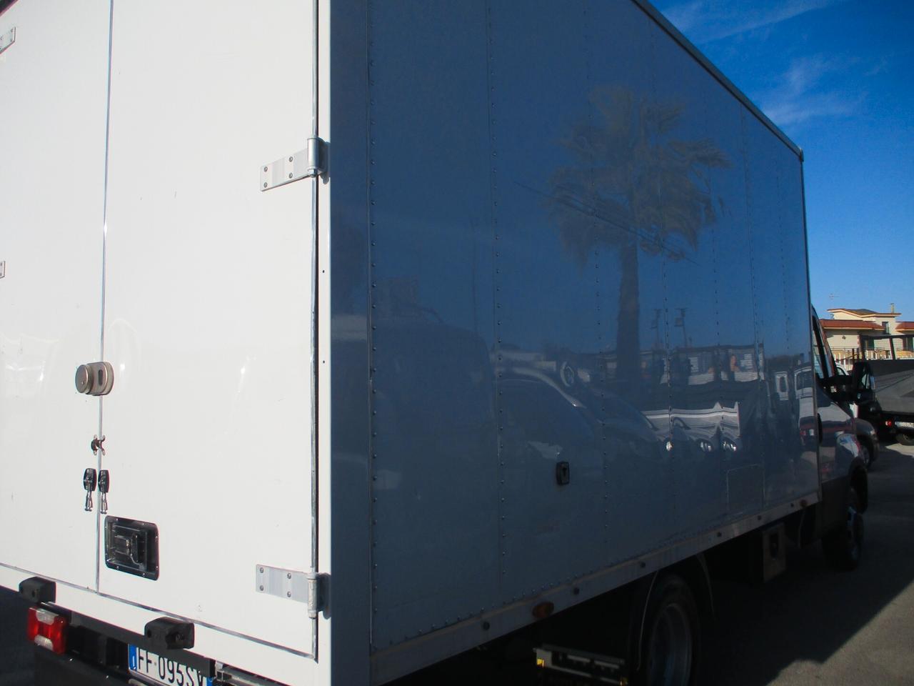 Iveco Daily 35C13 2.3 130CV E5 FURGONE IN LEGA DA 4.30 METRI