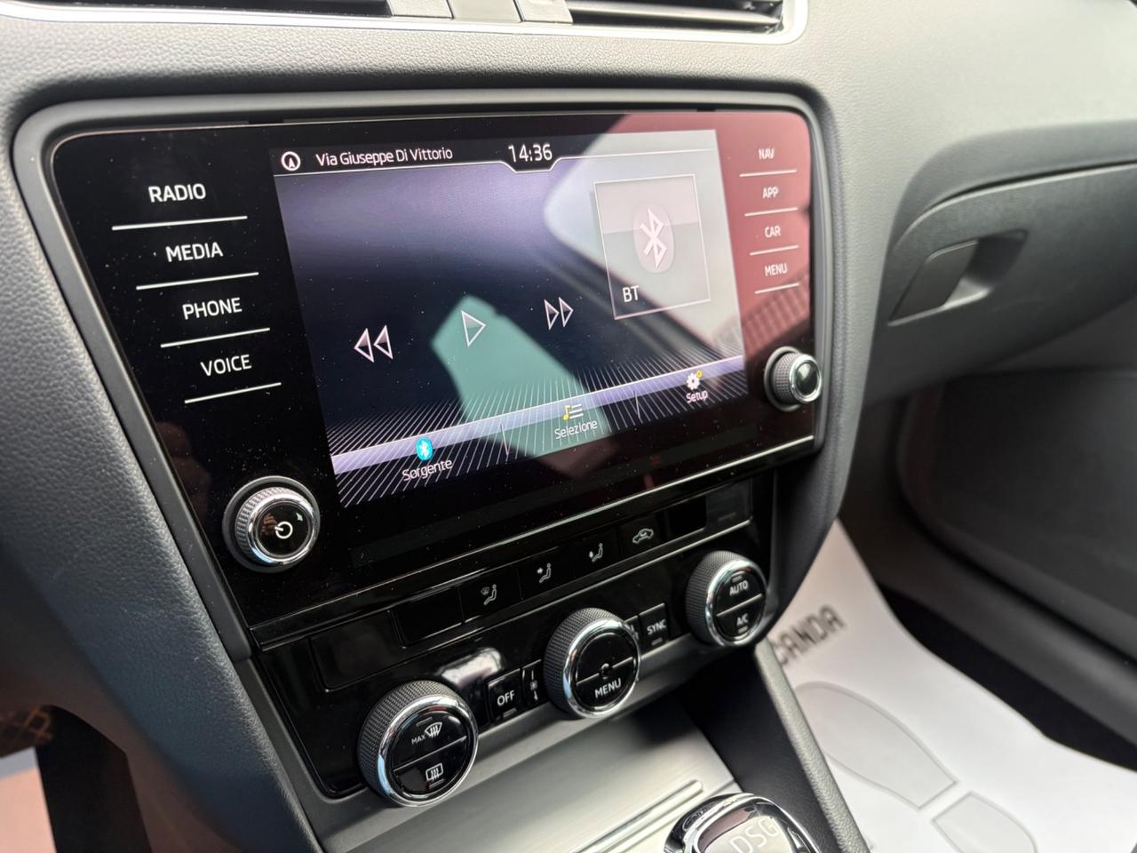 Skoda Octavia 1.4 TSI Wagon Executive G-Tec 2017