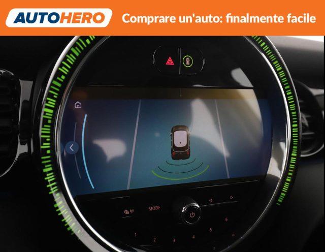 MINI Cooper 1.5 Cooper Essential 5 porte