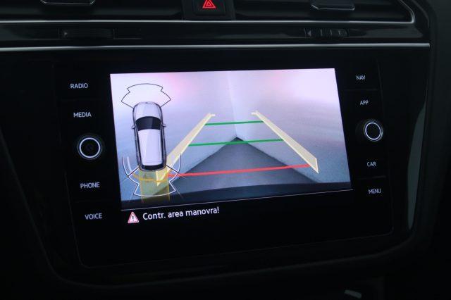 VOLKSWAGEN Tiguan 2.0 TDI 150 CV SCR DSG R-Line Black Pack/Matrix