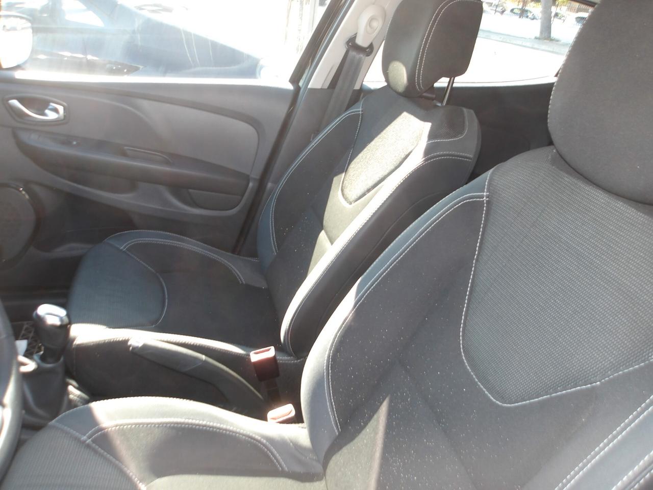 RENAULT CLIO 1.5 DCI-NAVI-GARANZIA FULL