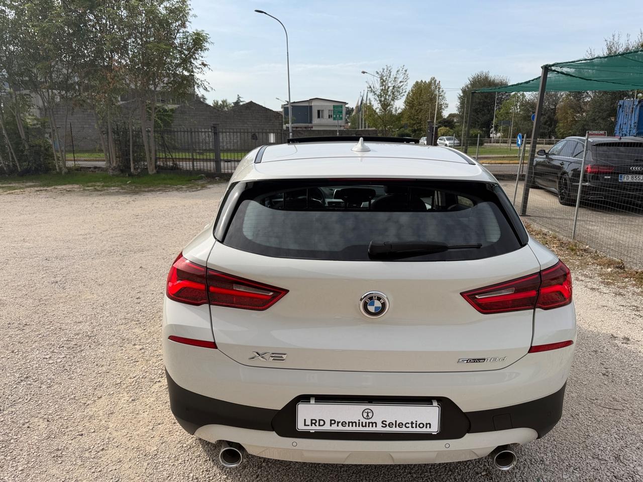 Bmw X2 sDrive18d Business-X