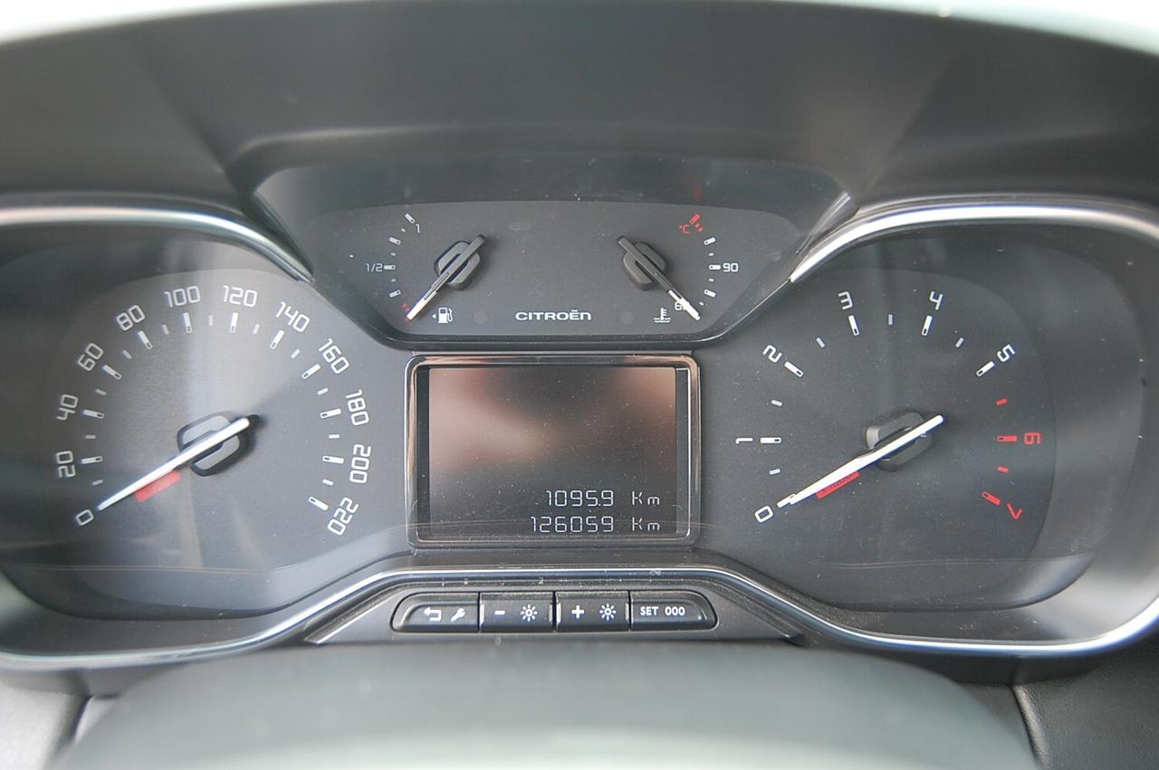 Citroen C3 Aircross BlueHDi 100 Shine