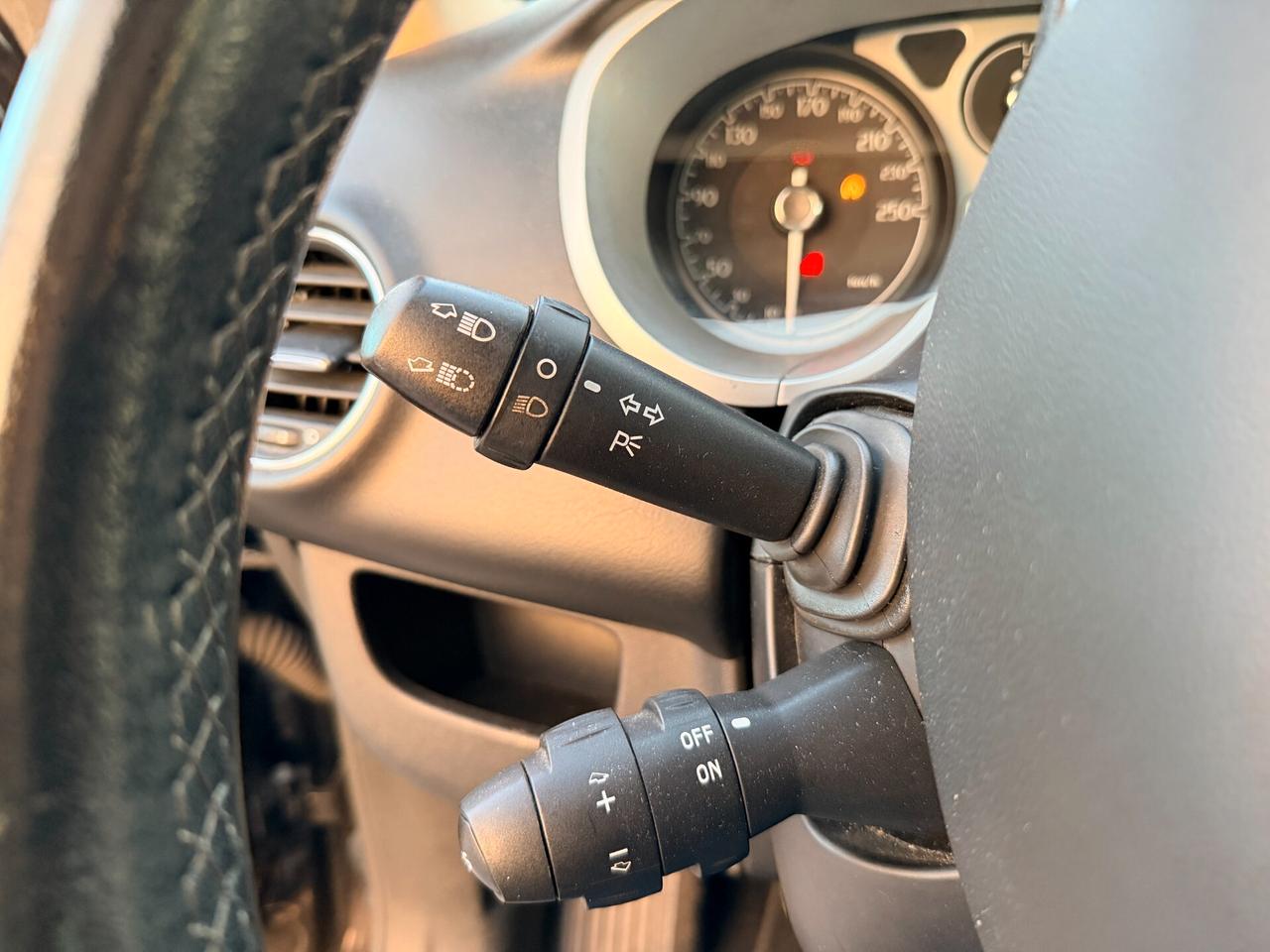 Lancia Delta 1.6 MJT DPF 120 CV Gold