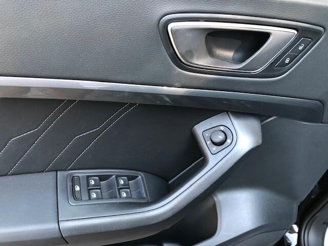 Seat Ateca 2.0 TDI DSG Black Edition - KM0