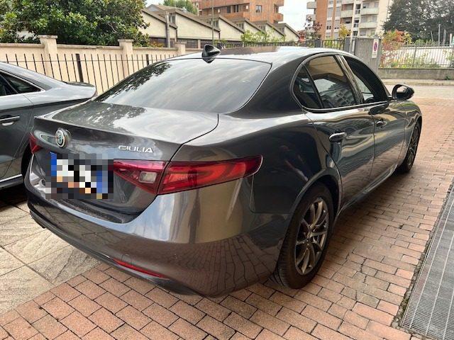 ALFA ROMEO Giulia 2.2 Turbodiesel 160 CV AT8 Business