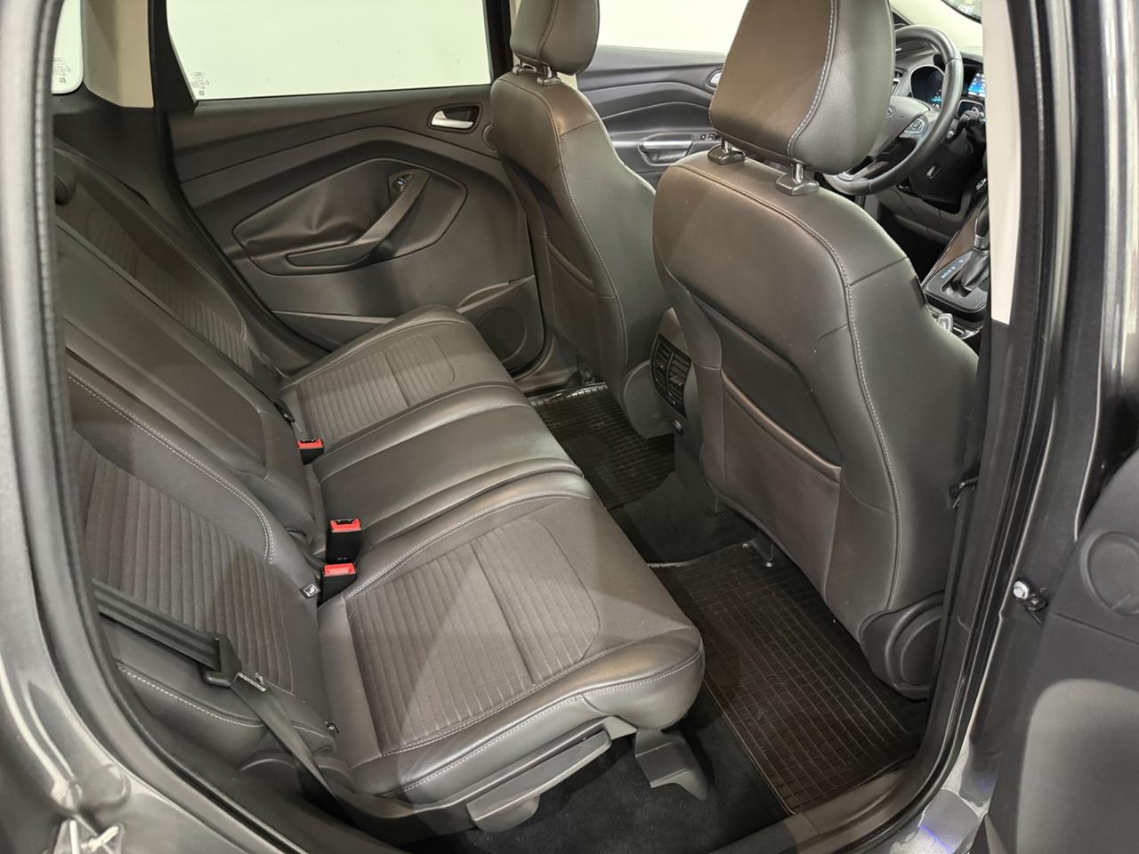 Ford Kuga 1.5 TDCI 120 Autom. Titanium